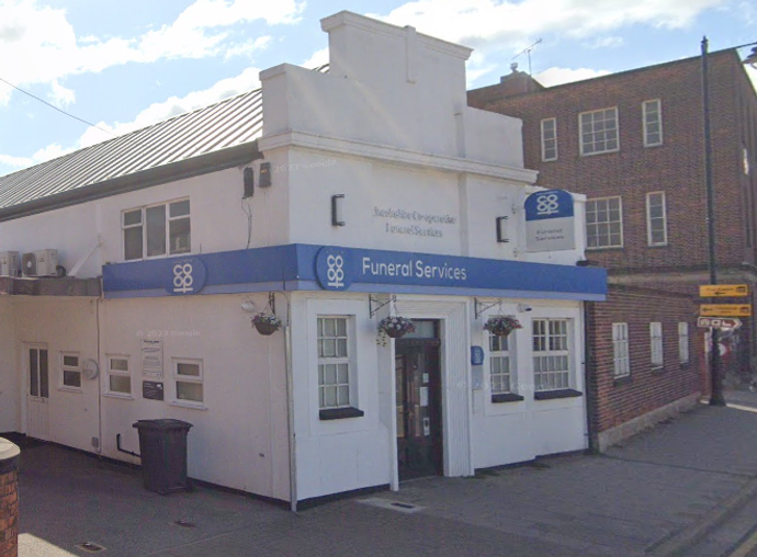 Lincolnshire Co-op Gainsborough Funeral Home, Gainsborough funeral